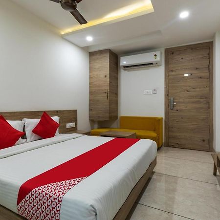 Capital O 47403 Hotel Manjeet Bhopal Dış mekan fotoğraf
