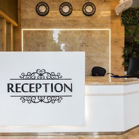 Capital O 47403 Hotel Manjeet Bhopal Dış mekan fotoğraf
