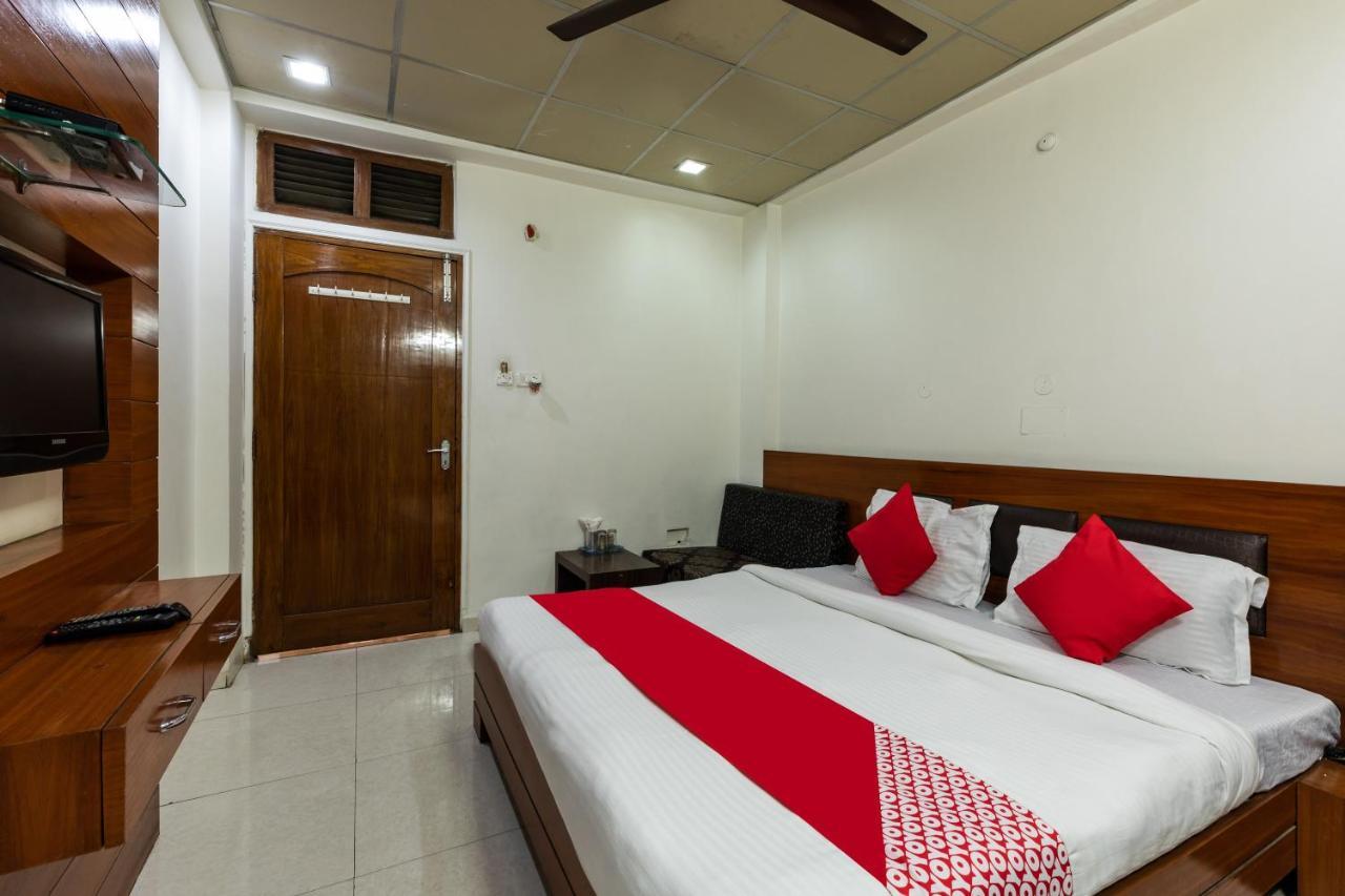 Capital O 47403 Hotel Manjeet Bhopal Dış mekan fotoğraf