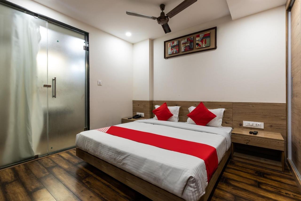 Capital O 47403 Hotel Manjeet Bhopal Dış mekan fotoğraf